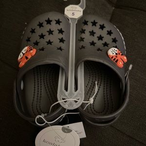 Toddler Size 5 sandals